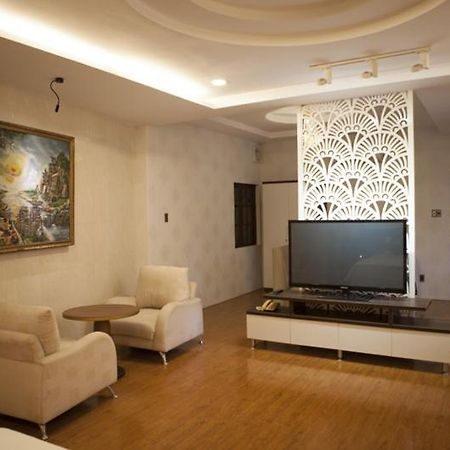 Dai Ket Hotel Хошимин Экстерьер фото