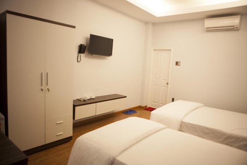 Dai Ket Hotel Хошимин Экстерьер фото