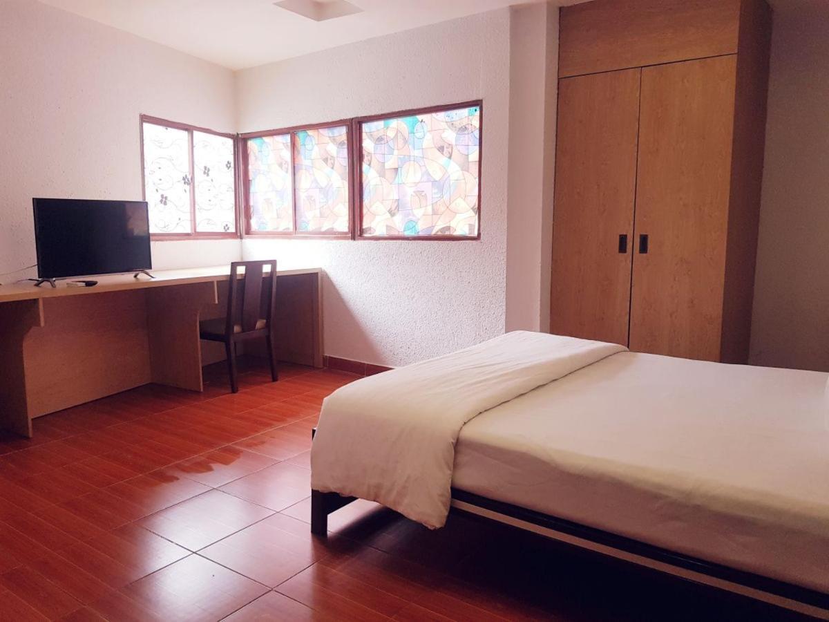 Dai Ket Hotel Хошимин Экстерьер фото
