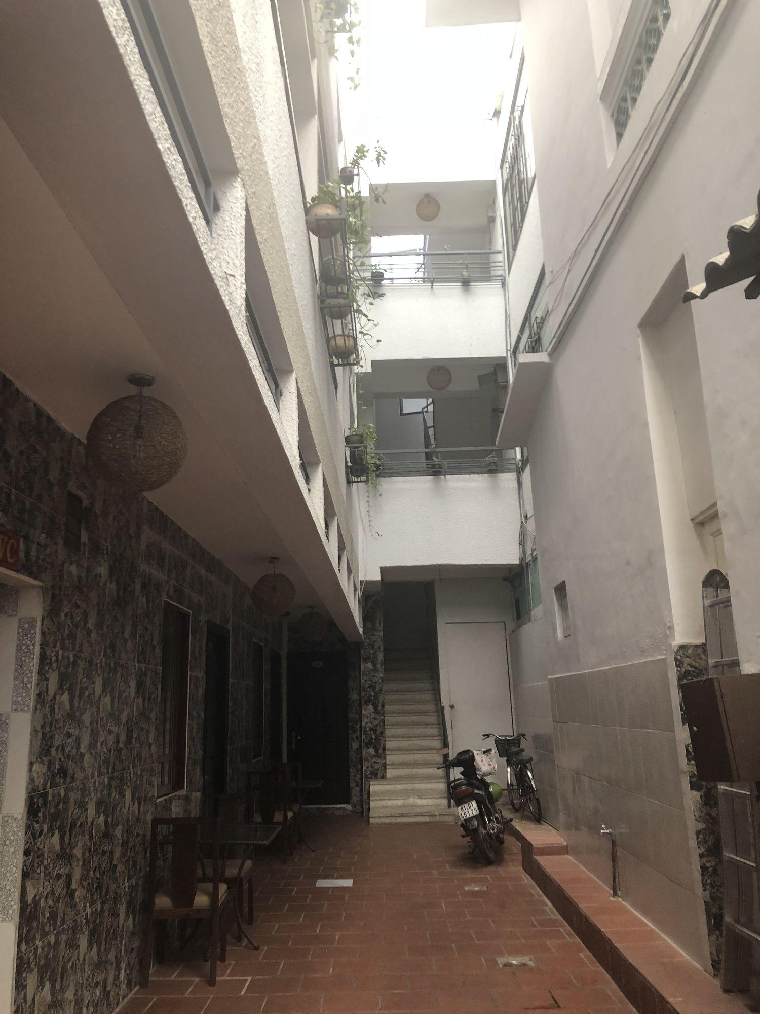 Dai Ket Hotel Хошимин Экстерьер фото